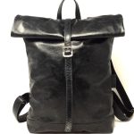 schwarzer rucksack leder